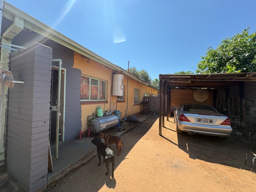 2 Bedroom Property for Sale in Bloemhof North West